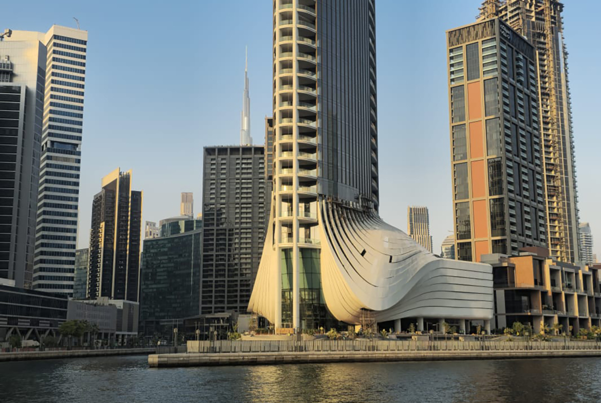 2BR G1 Living Burj and Canal view distress real view