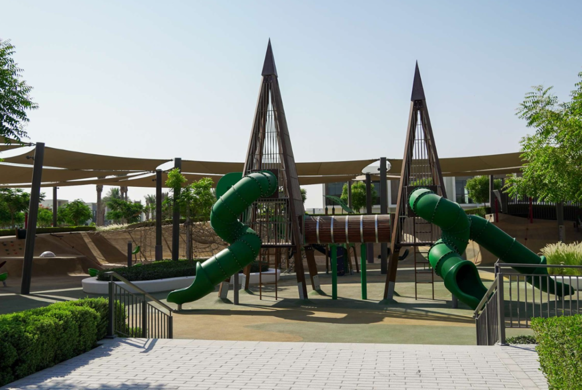 Riviera The Valley 4br twin villa below OP children play area