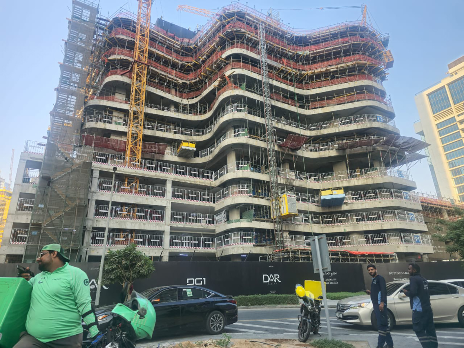 2BR G1 Living Burj and Canal view distress