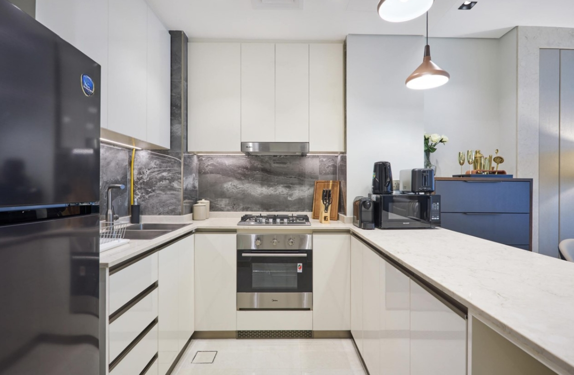 Sterling West Business Bay loft distress deal kitchen