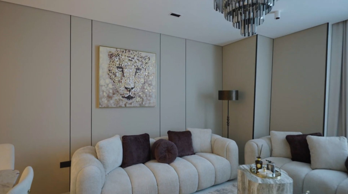 lazor Resid interiorences by Object1 JVC distres sresale