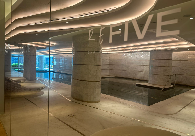 Five Luxe JBR 2BR distress below market deal lobby