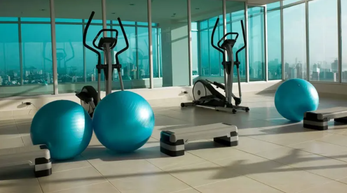 Damac Chic tower Business Bay distress resale by Grisogono gym